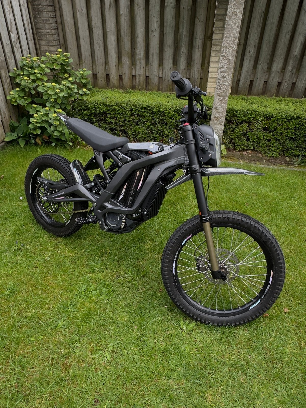 Surron Light Bee ‼️compleet‼️ 2 accu’s Supermoto wielen set, Ophalen, Zo goed als nieuw, Overige merken