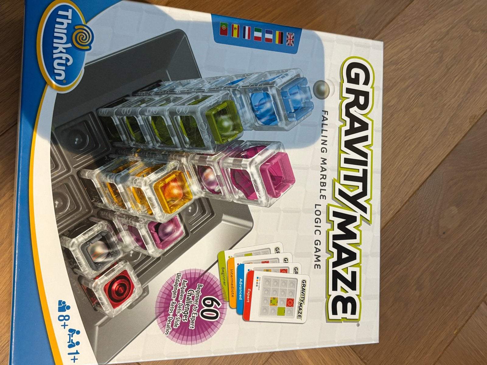 Gravity Maze: Logisch knikkerdoolhof spel van ThinkFun, Een of twee spelers, Ophalen of Verzenden, Zo goed als nieuw