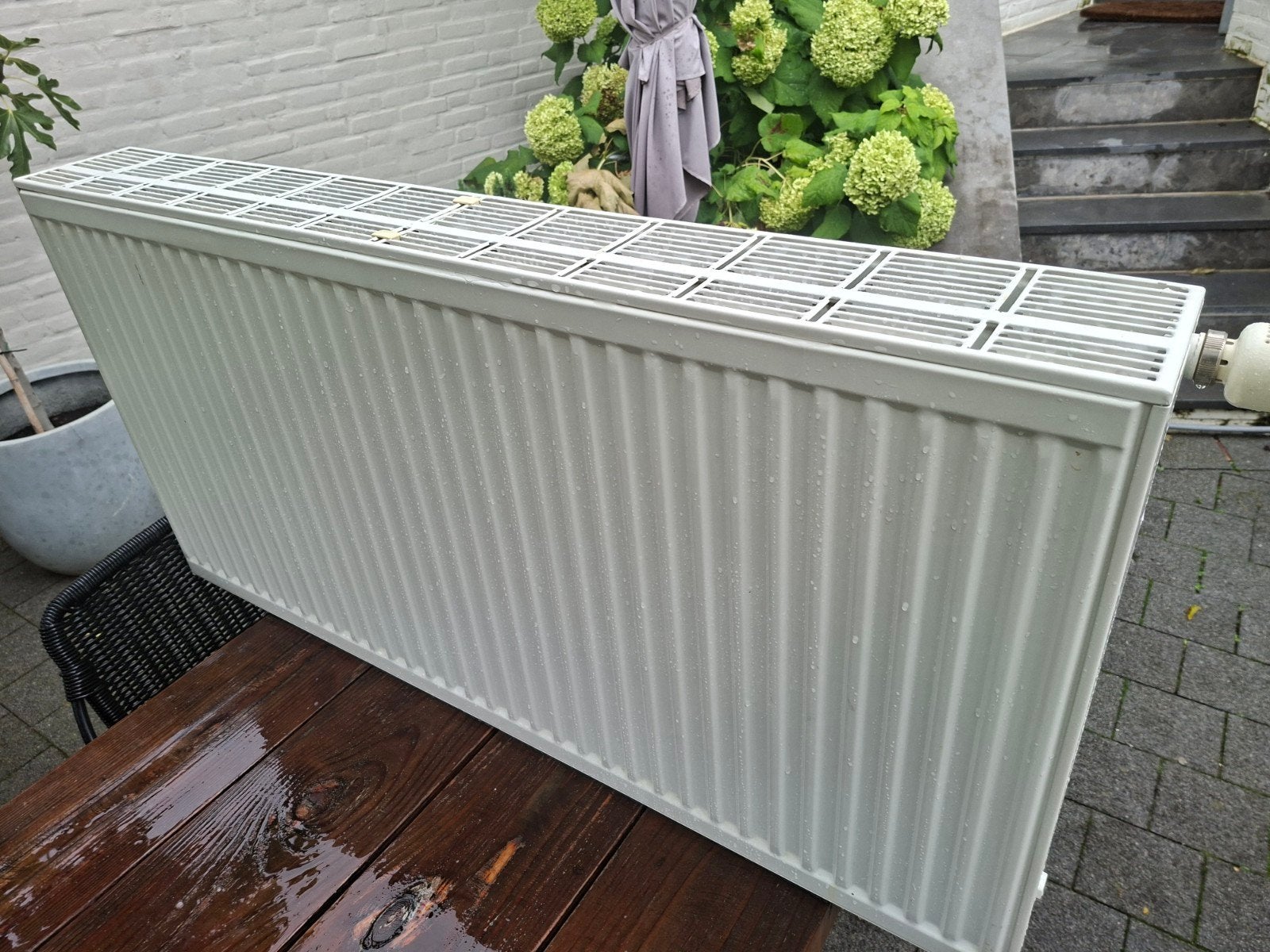 Witte radiator, zo goed als nieuw, 90x90 cm, 30 tot 80 cm, Radiator, Ophalen of Verzenden, Zo goed als nieuw