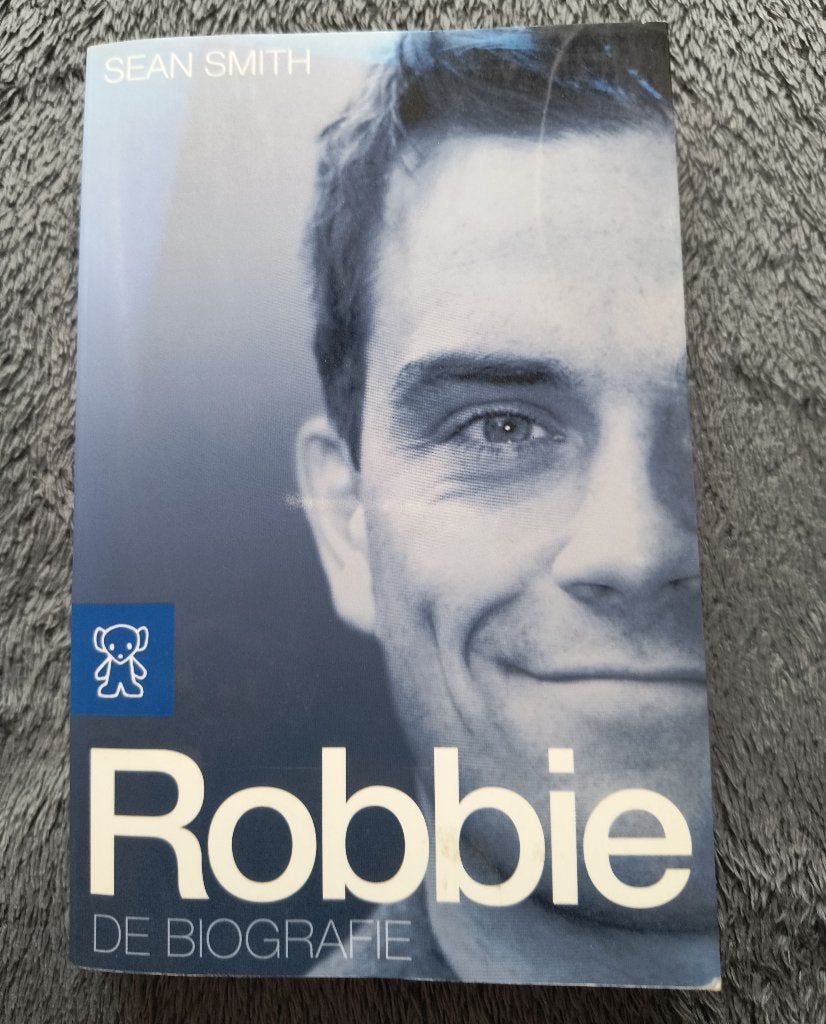 Robbie Williams biografie, Gelezen, Sean Smith, Ophalen of Verzenden, Film, Tv en Media