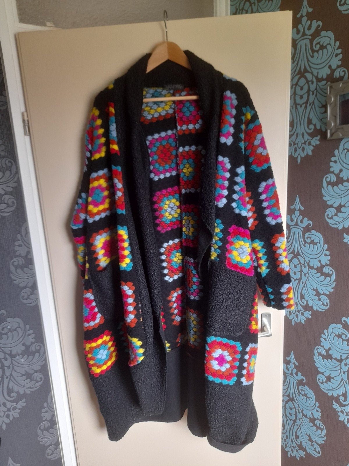 Unieke kleurrijke gebreide jas met granny squares, Onbekend, Ophalen of Verzenden, Zo goed als nieuw, Meerkleurig