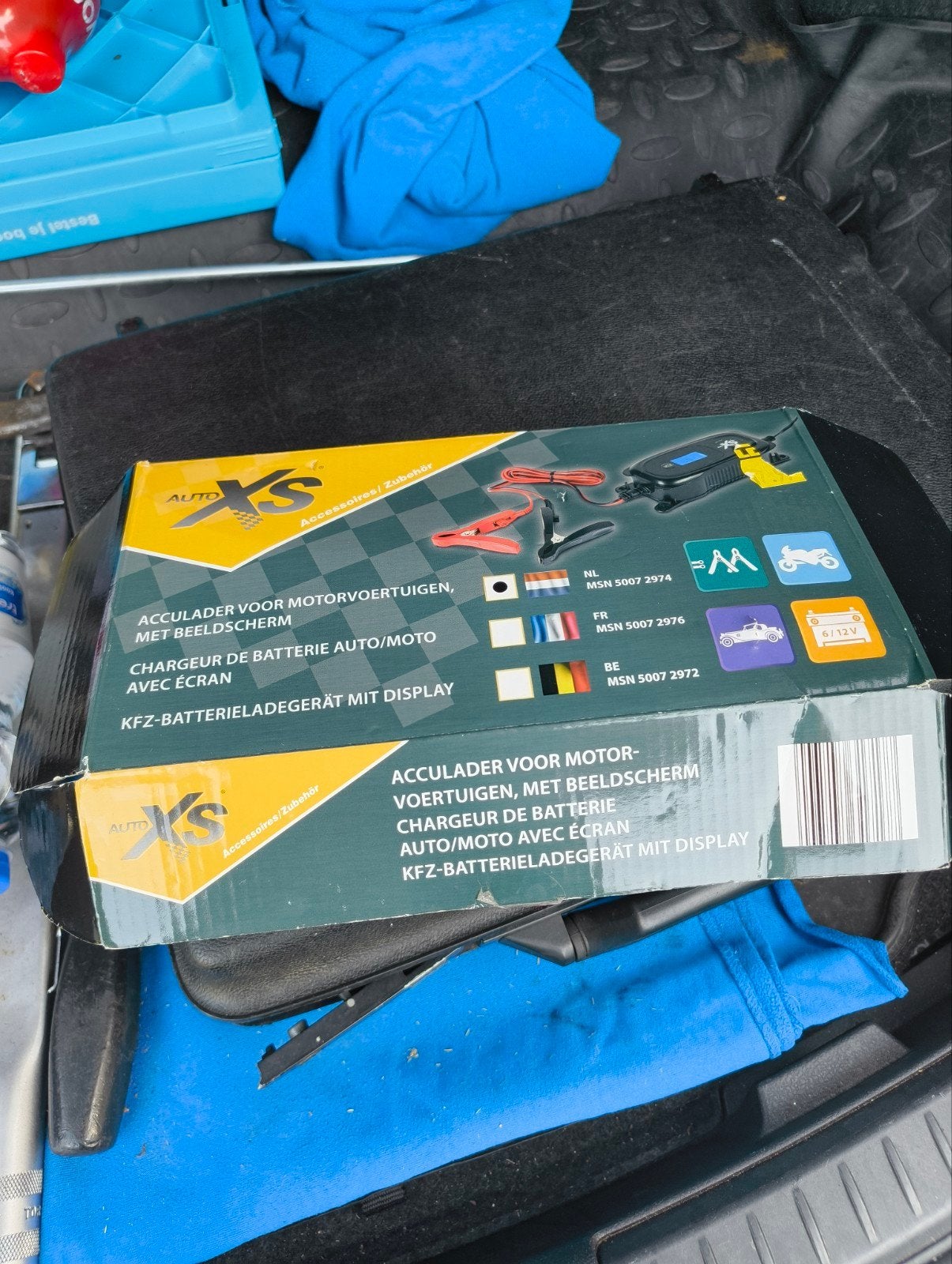 Lader voor brommer of auto, Ophalen of Verzenden