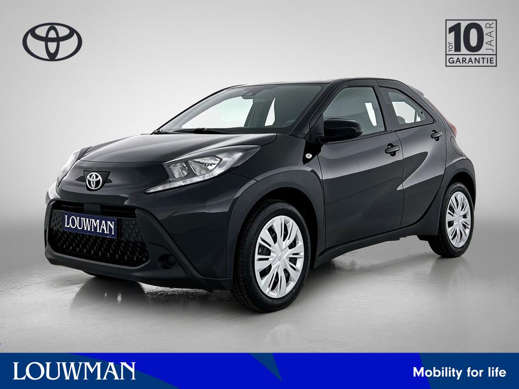 Toyota Aygo X 1.0 VVT-i MT Play *DEMO* | Metaallak | Apple C, 12 maanden, Stof, Euro 6, 920 kg