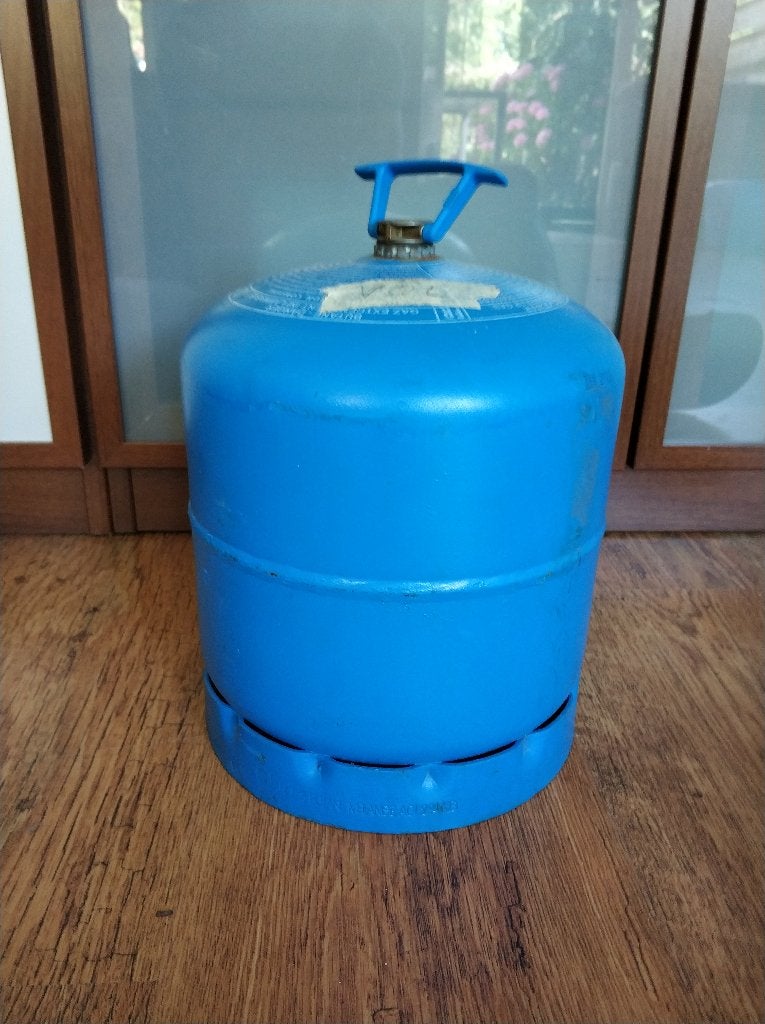 2 Stuks campinggaz 907. 1x vol, 1x 1/3 vol, Ophalen, Gebruikt