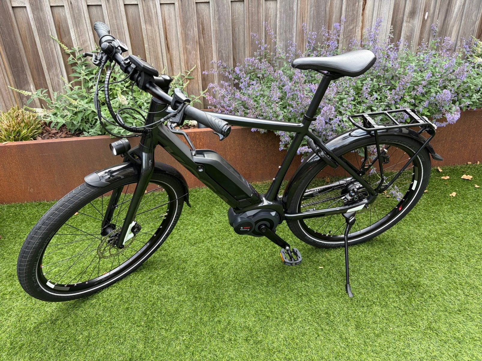 Koga B10 e-bike | Carbon belt drive | 3709 km, Fietsen en Brommers, Elektrische fietsen, Ophalen, Zo goed als nieuw, 50 km per accu of meer