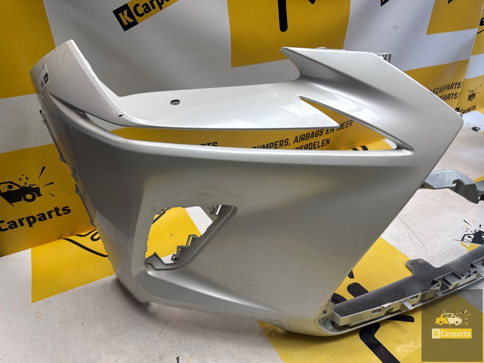 LEXUS NX300H VOORBUMPER 52119-78130 ORIGINEEL, Info@fabrikant.eu, Bumper, Fabrikant BV, Gebruikt