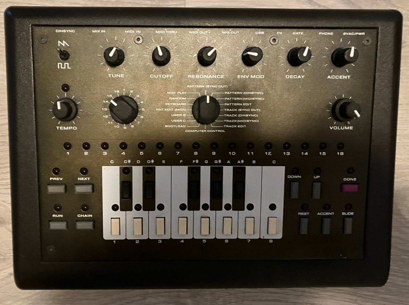 Mode Machines, XOXBOX, Analogue Bass Synthesiser, 303, ZGAN, Ophalen of Verzenden, Zo goed als nieuw, Overige aantallen, Overige merken