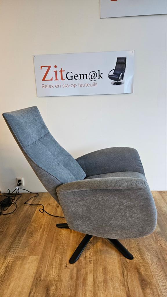 Zgan sta op stoel van De Toekomst bij Zitgemak in joure, 75 tot 100 cm, Ophalen of Verzenden, Zo goed als nieuw, Stof