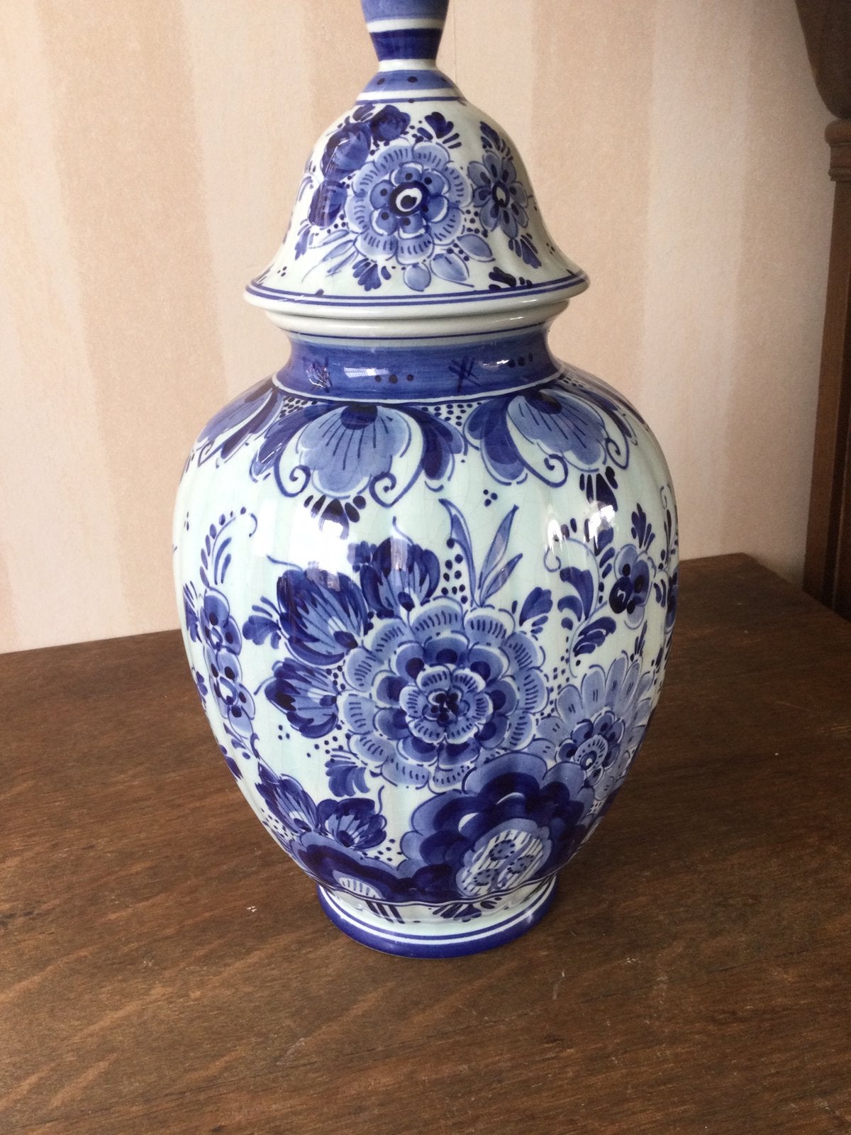 Vintage delfsblauwe dekselvaas hoogte 34 cm, Antiek en Kunst, Antiek | Vazen, Ophalen of Verzenden