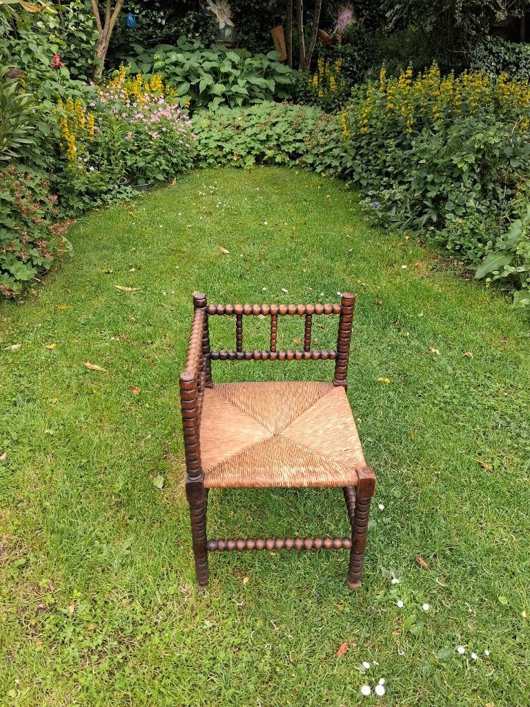 hoekstoeltje, Ophalen