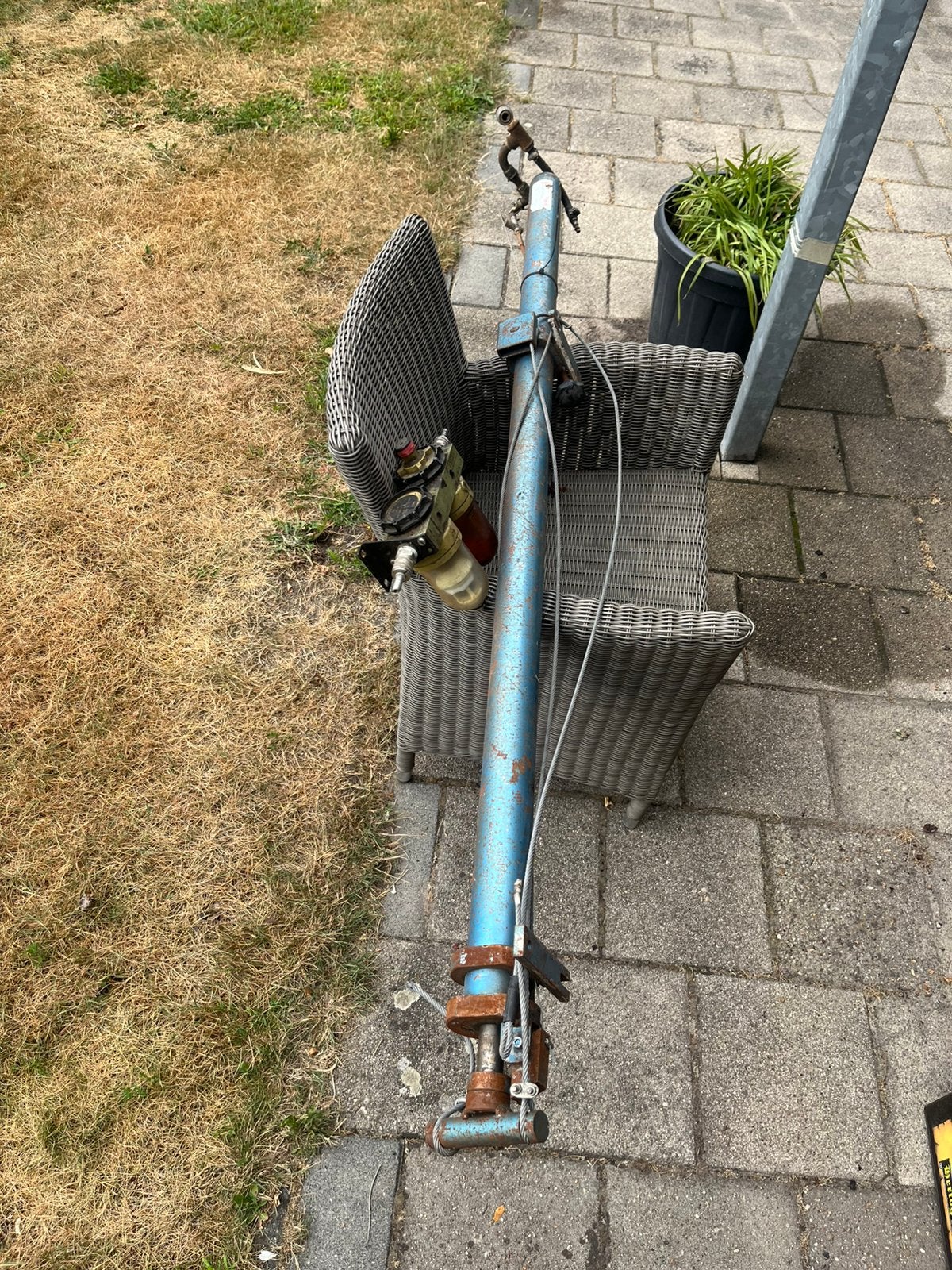 Pneumatische fietsreparatie lift, Ophalen, Gebruikt
