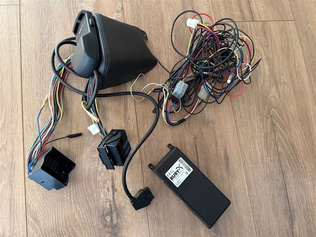 Bury Bluetooth carkit Met cradle Vw Caddy, Ophalen of Verzenden, Gebruikt