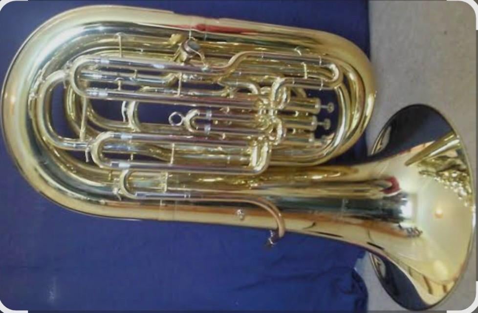 Gevraagd COURTOIS 182 BBb Tuba, Muziek en Instrumenten, Ophalen