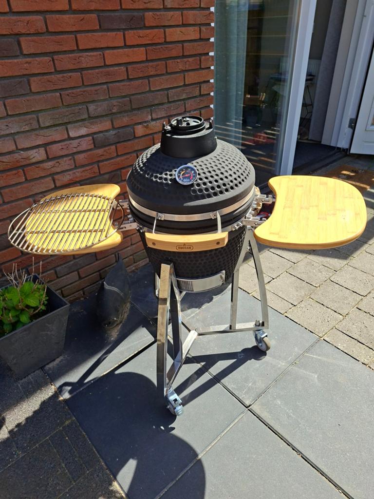 Kamado-barbecue met onderstel,Maat L. (grillrooster 35 cm), Tuin en Terras, Houtskoolbarbecues, Ophalen