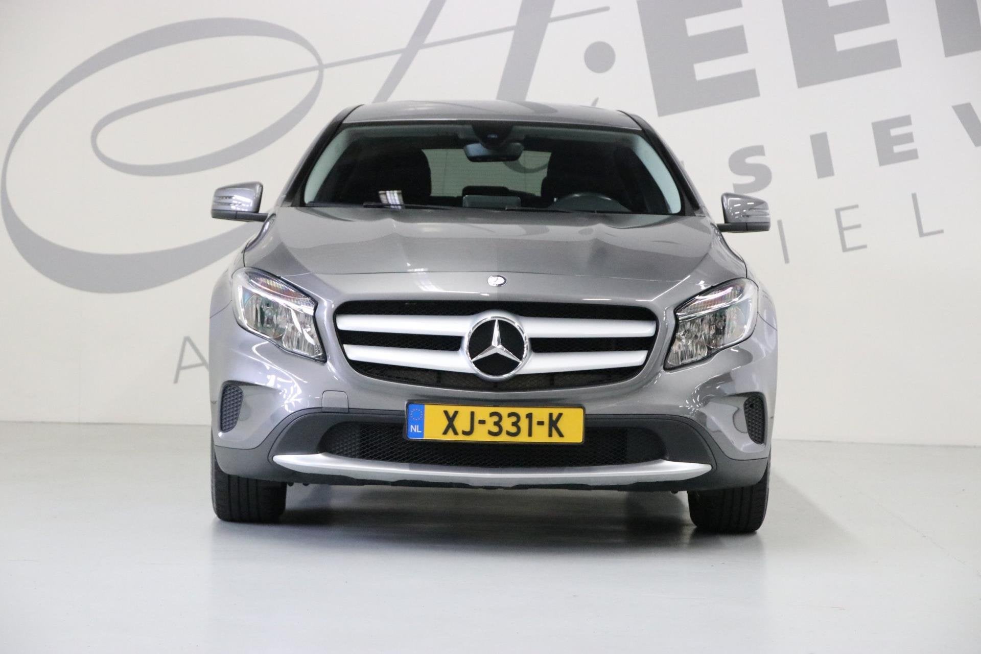 Mercedes-Benz GLA-klasse 180 Ambition/ Achteruitrijcamera/ N, Stof, Gebruikt, 4 cilinders, 715 kg