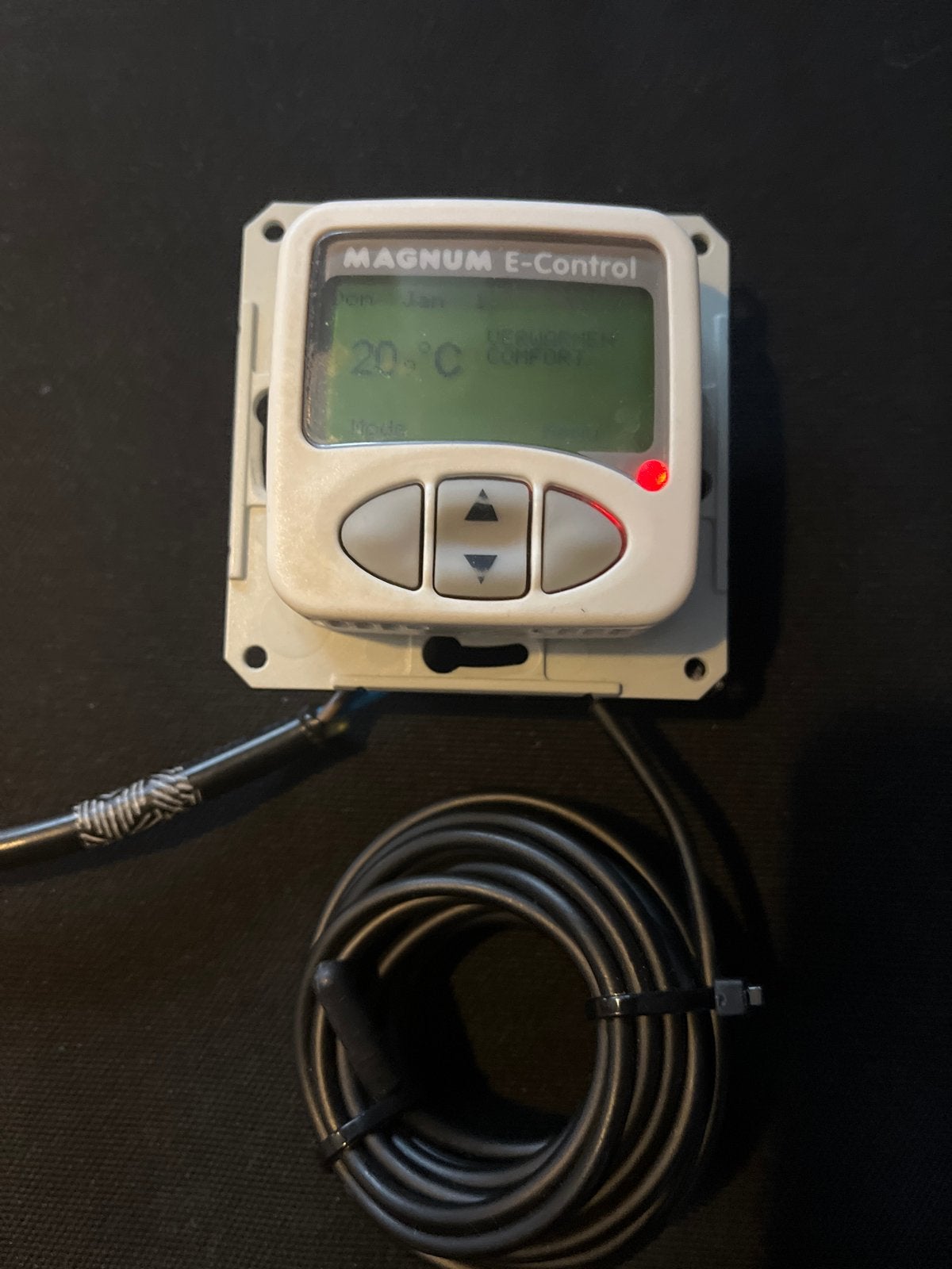 Werkende Magnum M.E.-Control thermostaat met sensor, Ophalen of Verzenden, Slimme thermostaat, Gebruikt