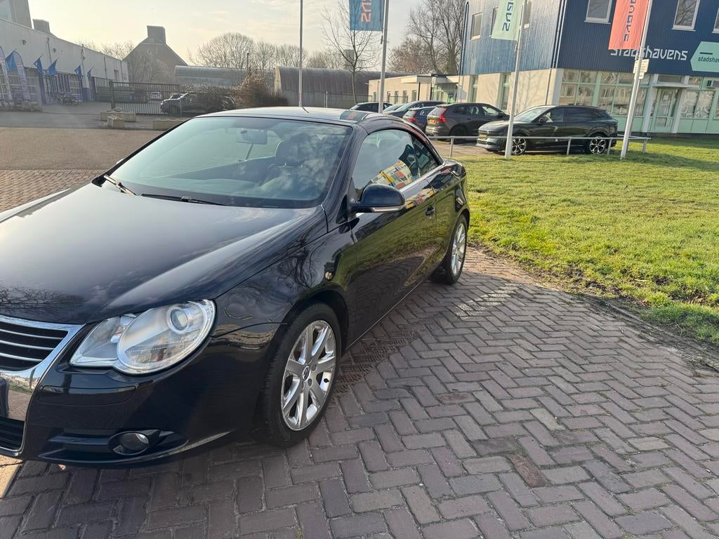 Volkswagen Eos 2.0 16V FSI 110KW 2007 Zwart, Auto's, Volkswagen, Voorwielaandrijving, Euro 5, 4 cilinders, 4 stoelen