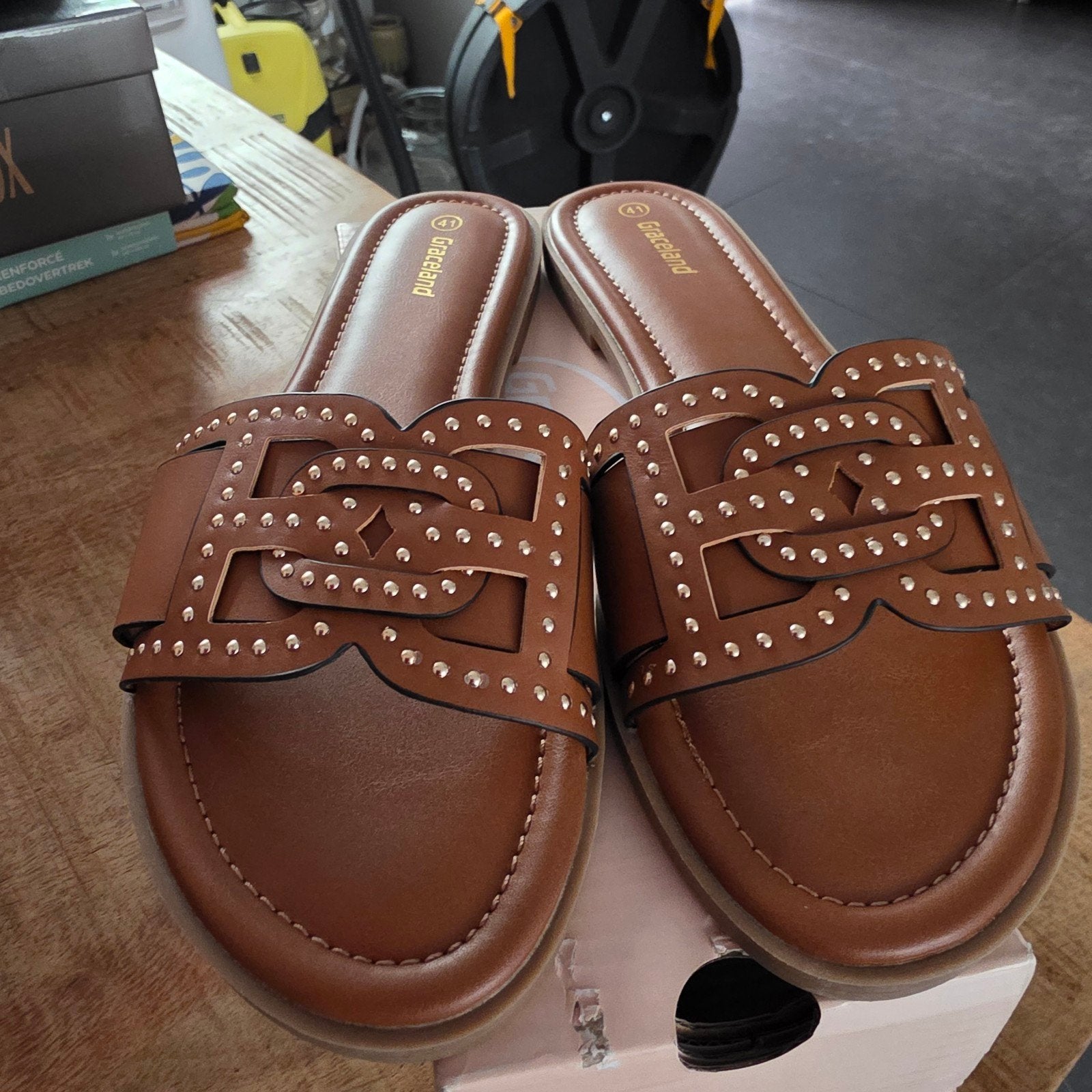 Nieuwe Graceland Slippers Maat 41, Slippers, Bruin, Nieuw, Ophalen of Verzenden