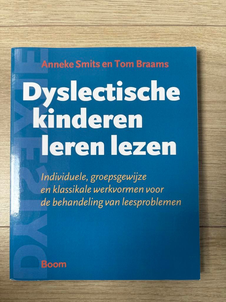 A. Smits - Dyslectische kinderen leren lezen, Ophalen of Verzenden, A. Smits, Ontwikkelingspsychologie, Zo goed als nieuw