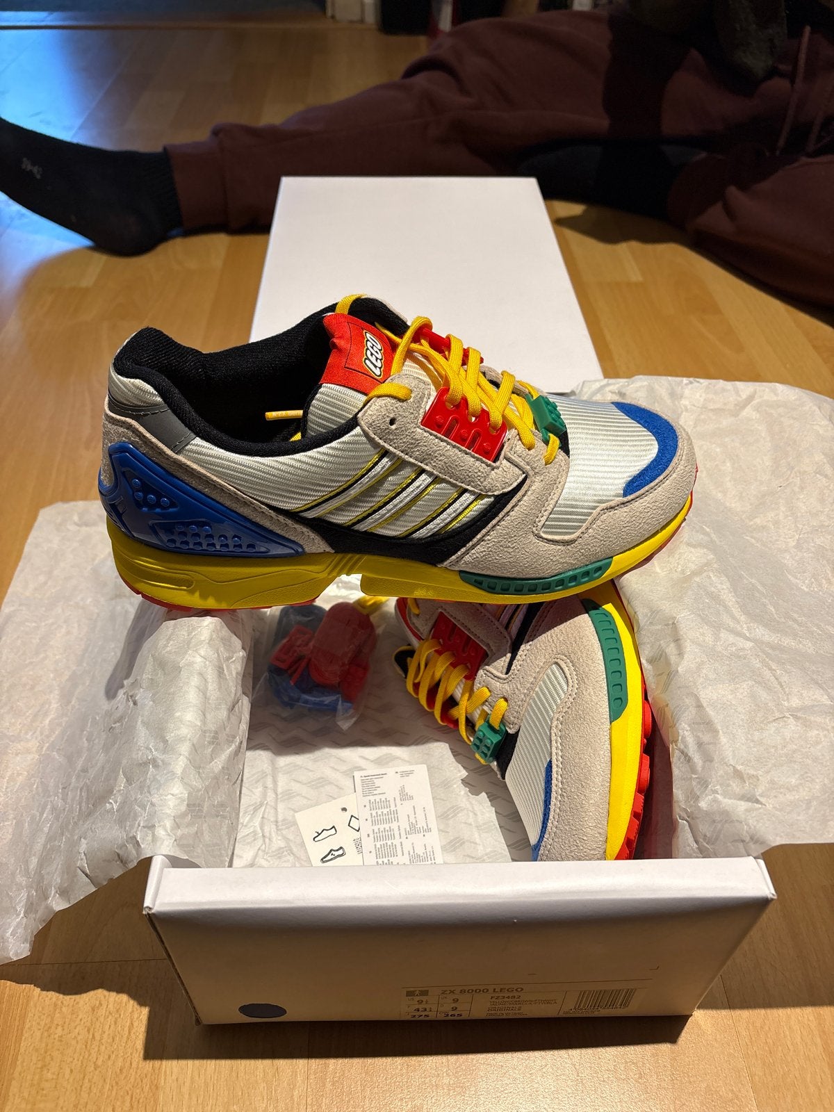 Adidas ZX 8000 LEGO sneakers - Maat 43 1/3, Ophalen of Verzenden, Nieuw, Overige kleuren, Sneakers of Gympen