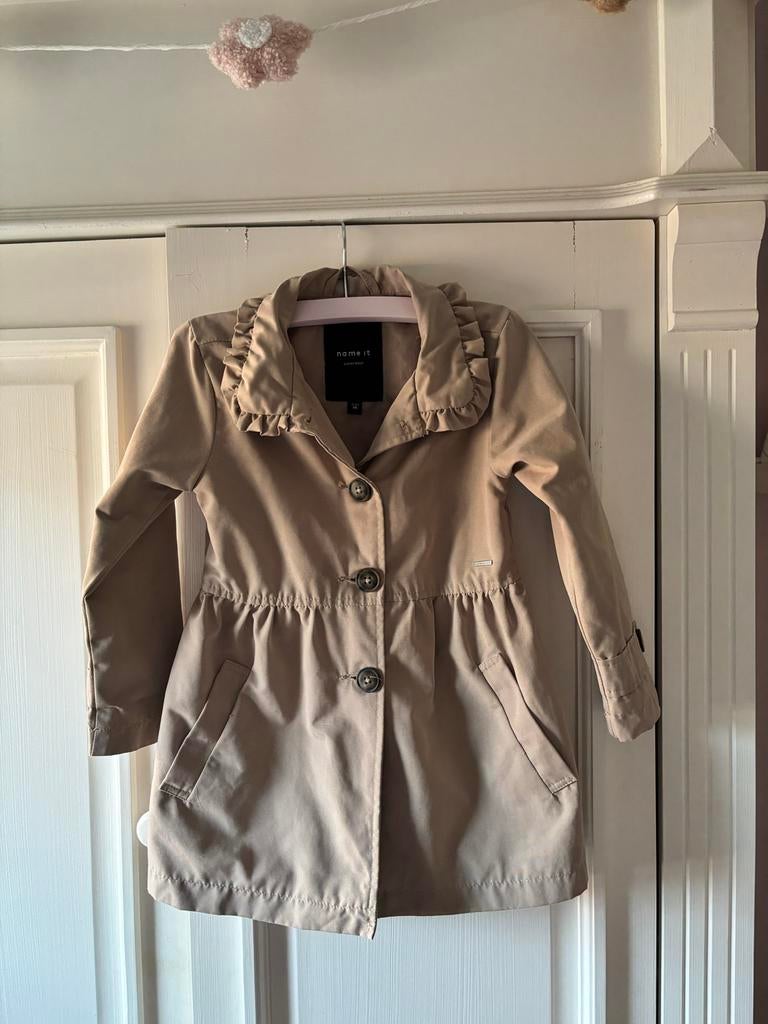Name it jasje maat 98 - Beige met ruches, Ophalen of Verzenden, Zo goed als nieuw, Meisje, Jas