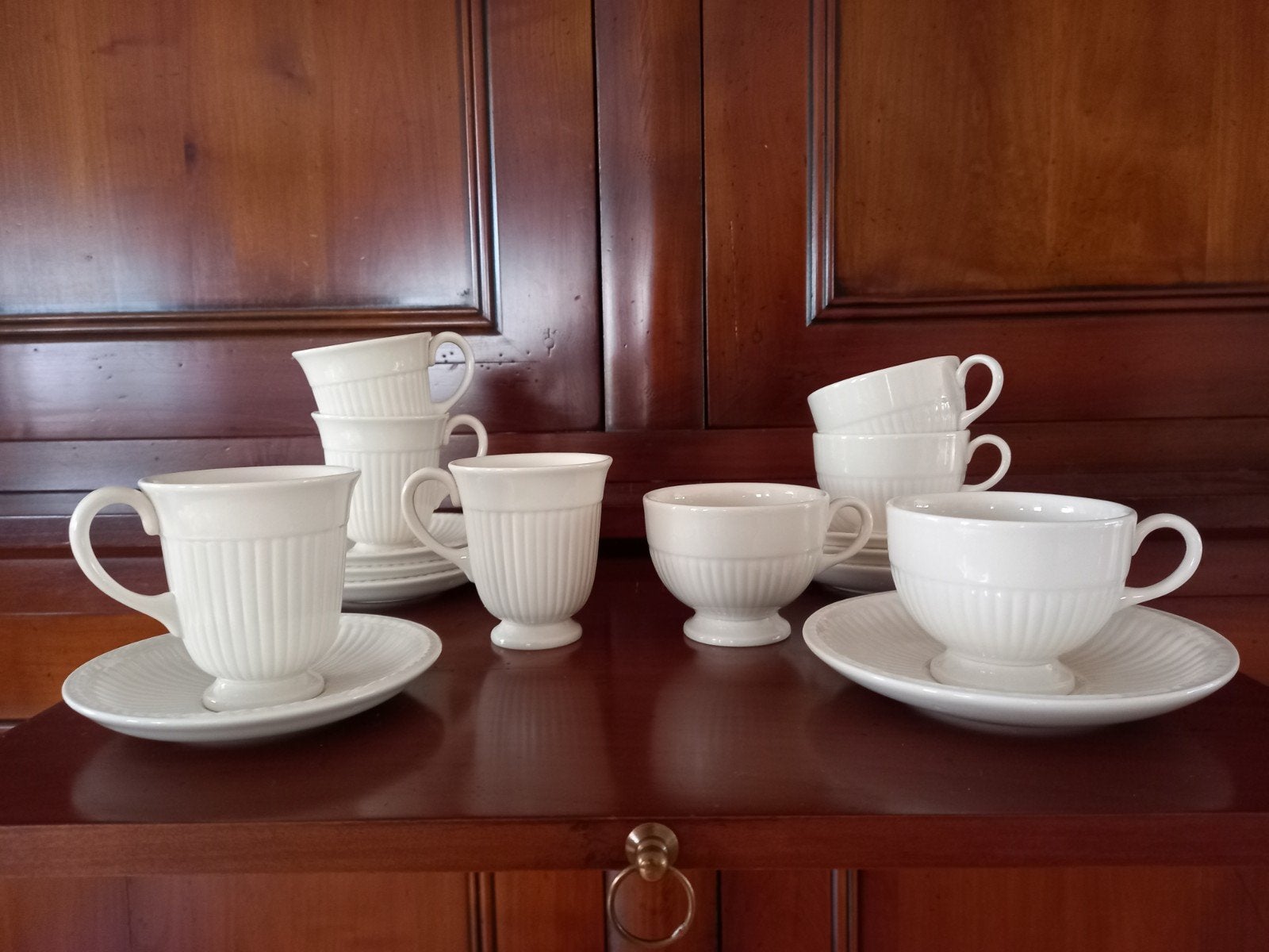 8 Wedgwood Queens Ware Edme kop en schotels, Ophalen of Verzenden, Nieuw