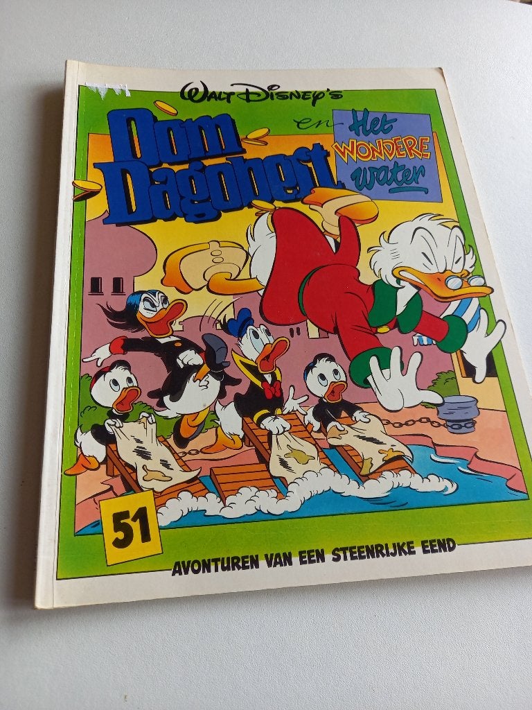 Oom Dagobert deel 51 en het Wondere Water (1e druk), Eén stripboek, Ophalen of Verzenden, Gelezen
