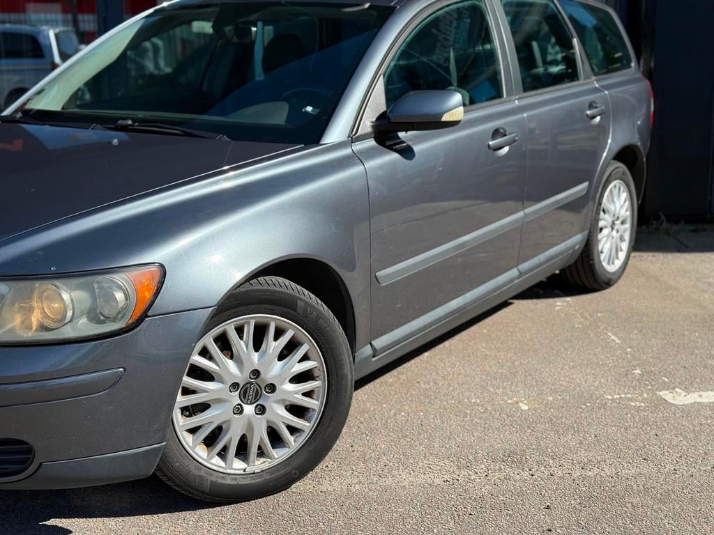 Volvo V50 2.5 T5 Kinetic | Airco | Cruise | Elek. Ramen, Voorwielaandrijving, Gebruikt, 700 kg, 11 km/l