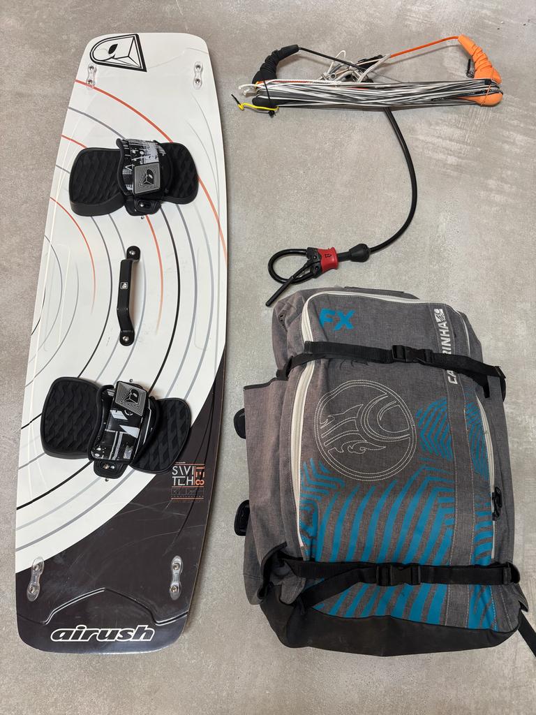 Cabrinha FX 10m + Airush Board 142x43 + Cabrinha Bar, Watersport en Boten, Kitesurfen, Gebruikt, Kitesurf-set, 10 m², Twintip