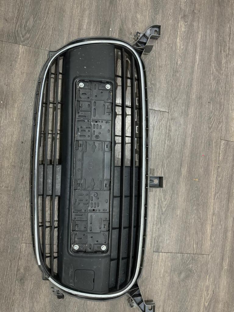 Citroen C1 bumper grill bouwjaar 2009-2012, Ophalen of Verzenden, Voor, Citroën, Bumper