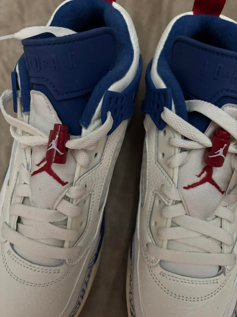 Exclusive Jordan maat 43 vandaag ophalen 100 euro, Kleding | Heren, Schoenen, Overige kleuren, Nieuw, Ophalen of Verzenden, Sneakers of Gympen