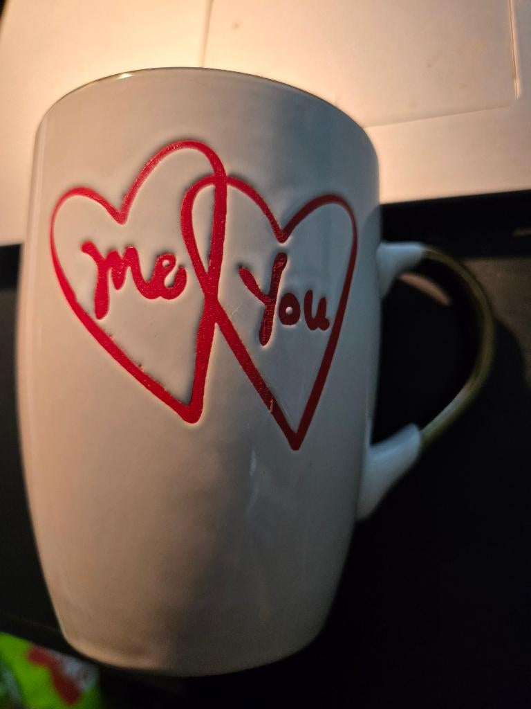 Mok Me & You van Siaki Perfect cadeautje voor Valentijnsdag., Huis en Inrichting, Keuken | Servies, Ophalen, Nieuw, Overige stijlen
