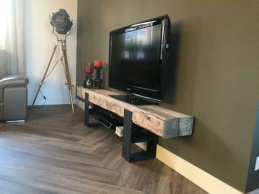 * TV MEUBEL * wind gedroogd lariks * gratis bezorgd *, Ophalen of Verzenden, Nieuw, Industriële