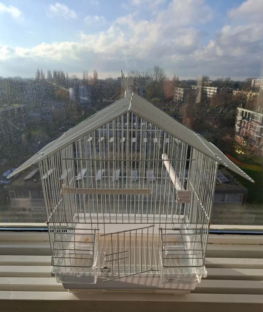 TE KOOP: VOGELKOOI MET VOER, Ophalen, Metaal, Vogelkooi