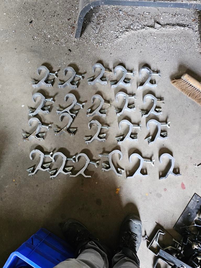 Partij Truss Haken - 21 Stuks, Ophalen of Verzenden, Gebruikt, Overige typen