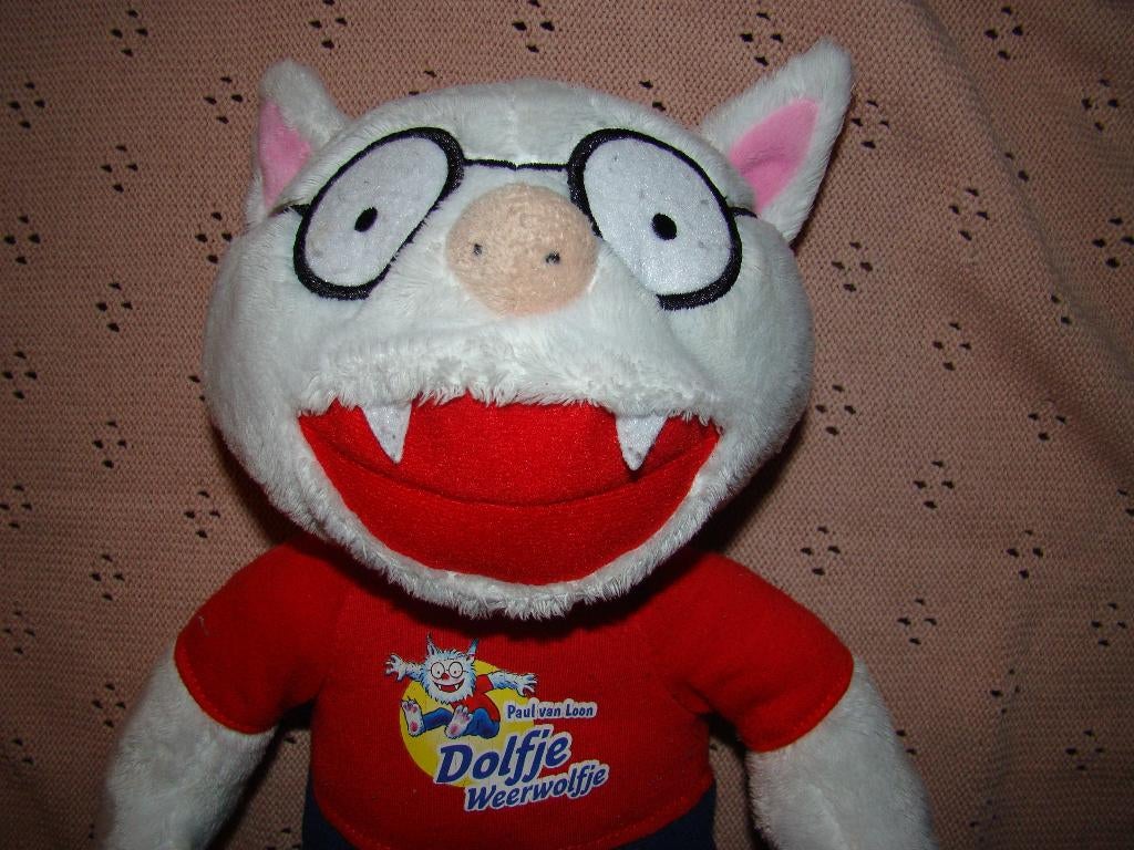 Dolfje weerwolfje Paul van Loon knuffel 33 cm groot, Kinderen en Baby's, Ophalen of Verzenden, Zo goed als nieuw, Overige typen