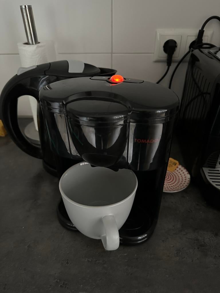 Koffiezetapparaat Tomado, Ophalen of Verzenden, Gebruikt, Koffiemachine, Gemalen koffie
