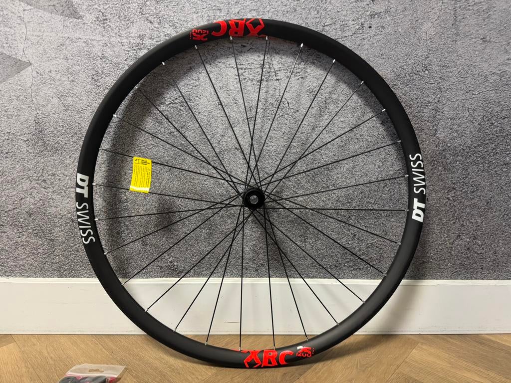 DT Swiss XRC 1200 Spline voorwiel NIEUW, Fietsen en Brommers, Fietsonderdelen, Wiel, Info@unlimitedcolors.nl, Ophalen of Verzenden