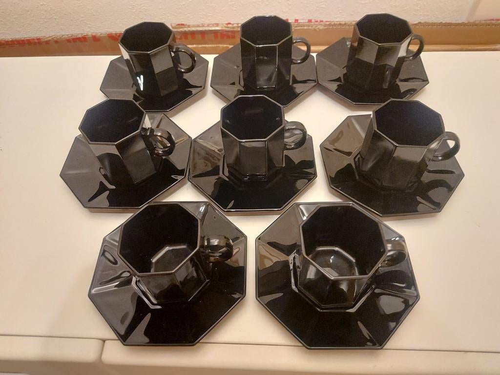 Complete set 8 kopjes en schotels Octime arcoroc, Huis en Inrichting, Keuken | Servies, Ophalen, Overige stijlen, Kop(pen) en/of Schotel(s)