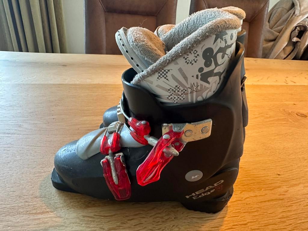 Skischoenen. Maat 33/34, Sport en Fitness, Gebruikt, 100 tot 140 cm, Schoenen, Ophalen of Verzenden