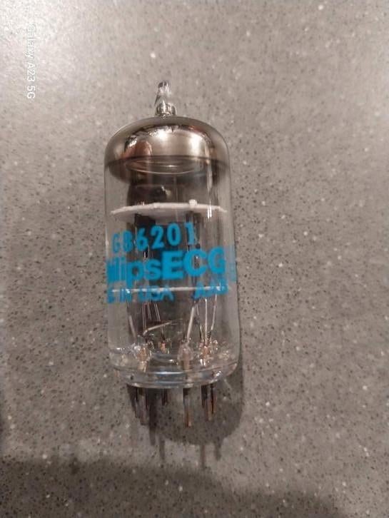 Te koop 2 stuks Philips GB 6201 12AT7 ECC81, Xxxx, Buis of Buizen, Ophalen of Verzenden, Philips