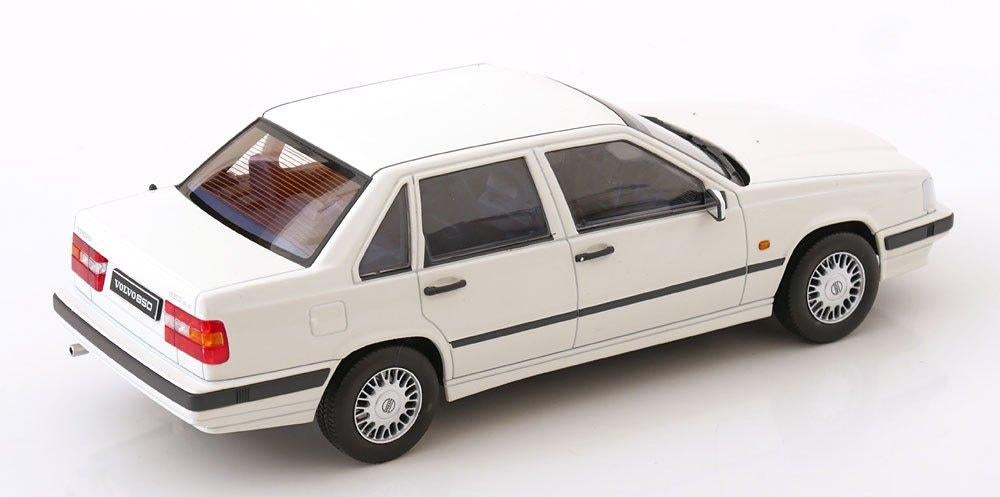 JSN Triple9 1:18 Volvo 850 1993 wit, Hobby en Vrije tijd, Modelauto's | 1:18, -, Nieuw, Ophalen of Verzenden, Overige merken