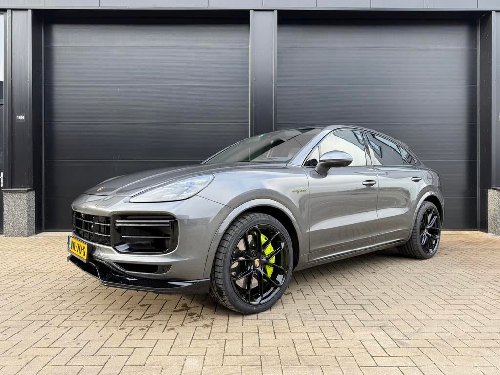 Porsche Cayenne coupe  3.0 V6 462pk E-hybrid 2019 full optie, 2995 cc, 340 pk, Grijs, Hybride Elektrisch/Benzine