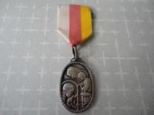 medaille Pelerinage du Rosaire a Notre Dame de Lourdes, Verzenden, Overige materialen, Buitenland