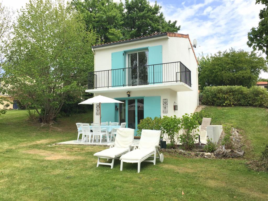Huis te koop op vakantiepark Village le Chat in Ecuras, Huizen en Kamers, Buitenland, Frankrijk, Overige