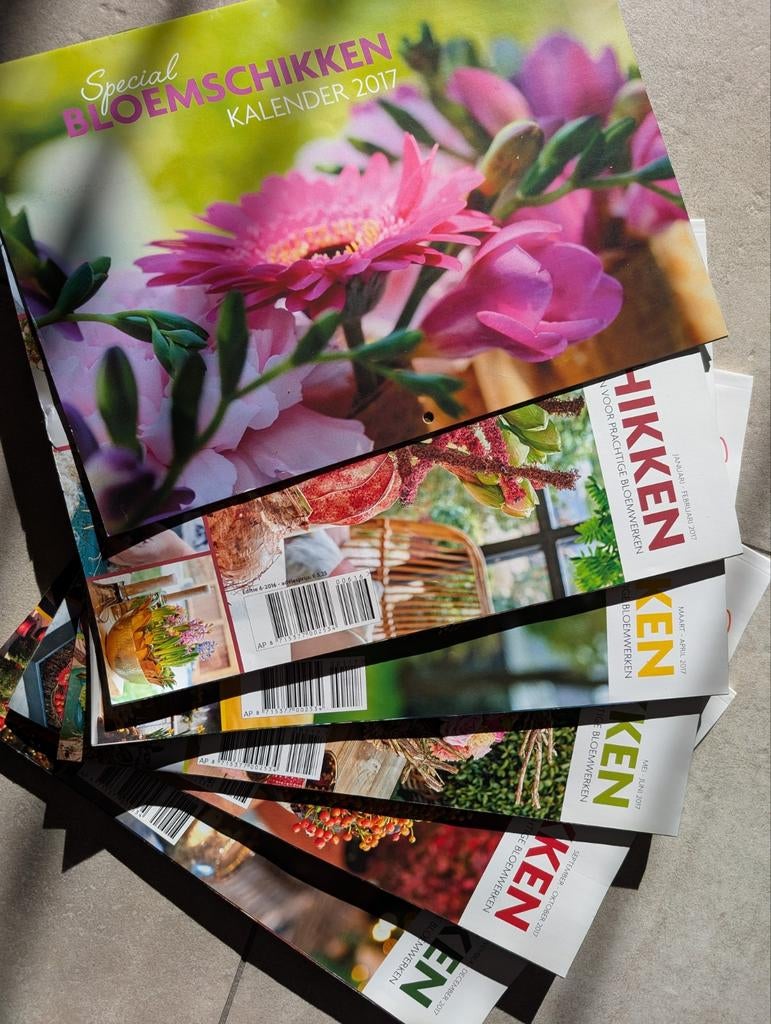Prijs verlaagd: Verschillende jaren Speciaal Bloemschikken, Ophalen of Verzenden, Damesbladen