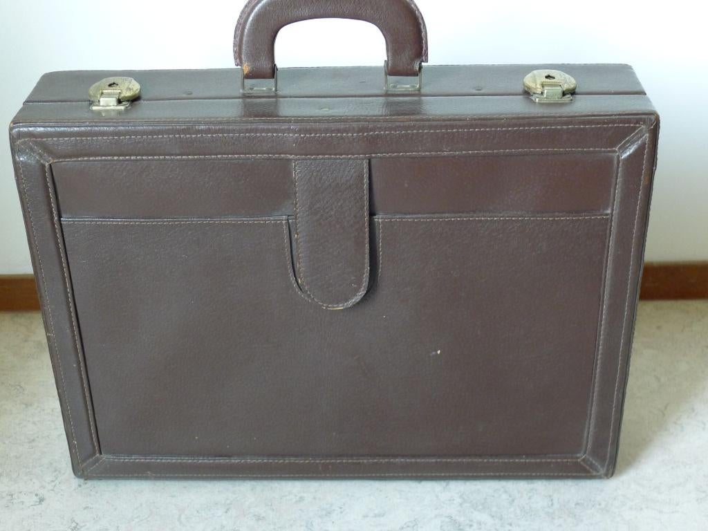 Kalfsleren attachekoffer, Ophalen of Verzenden, Leer, Minder dan 50 cm, Minder dan 35 cm