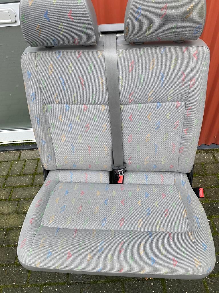 stoelen bank 2persoons volkswagen transporter t5 voorbank, Auto-onderdelen, Interieur en Bekleding, Tymtop5@gmail.com, 3161ek