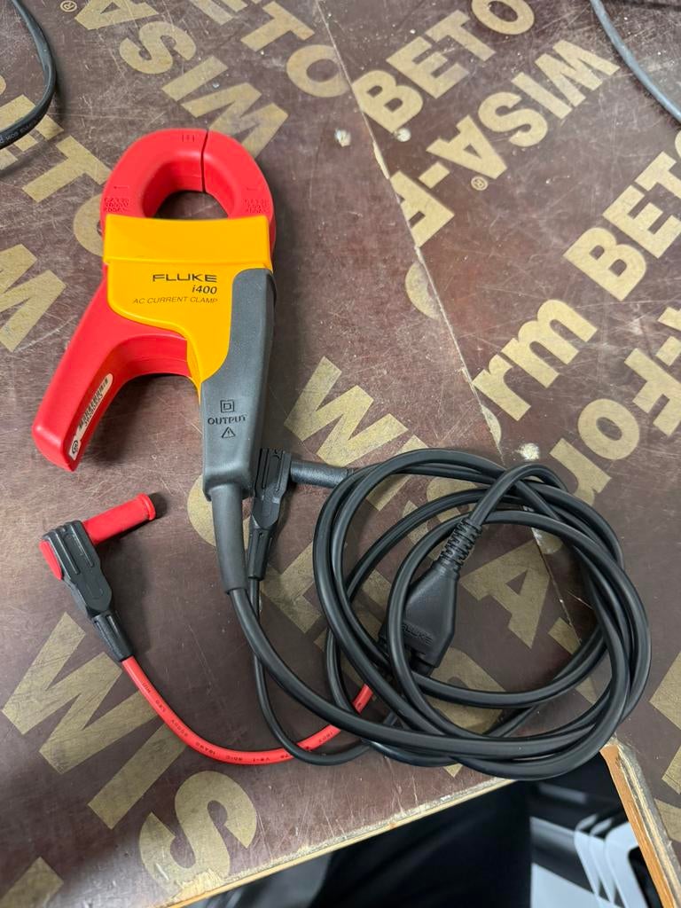 Fluke ampere tang, Doe-het-zelf en Verbouw, Meetapparatuur, Ophalen of Verzenden, Zo goed als nieuw, Multimeter