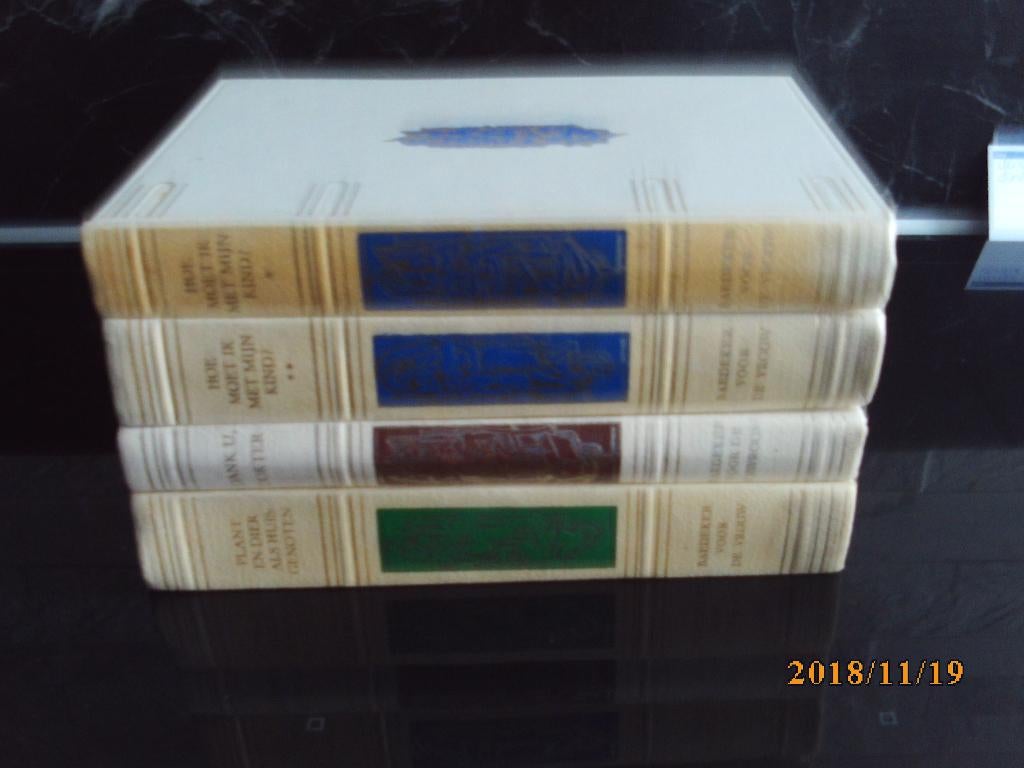 12 boeken baedeker voor de huisvrouw - ned. boekenclub, Ophalen of Verzenden, Gelezen